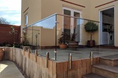 Fashion-Design-Stainless-Steel-Glass-Spigots-Frameless-Glass-Railing-for-Porch-with-Fascia-Side-Mount